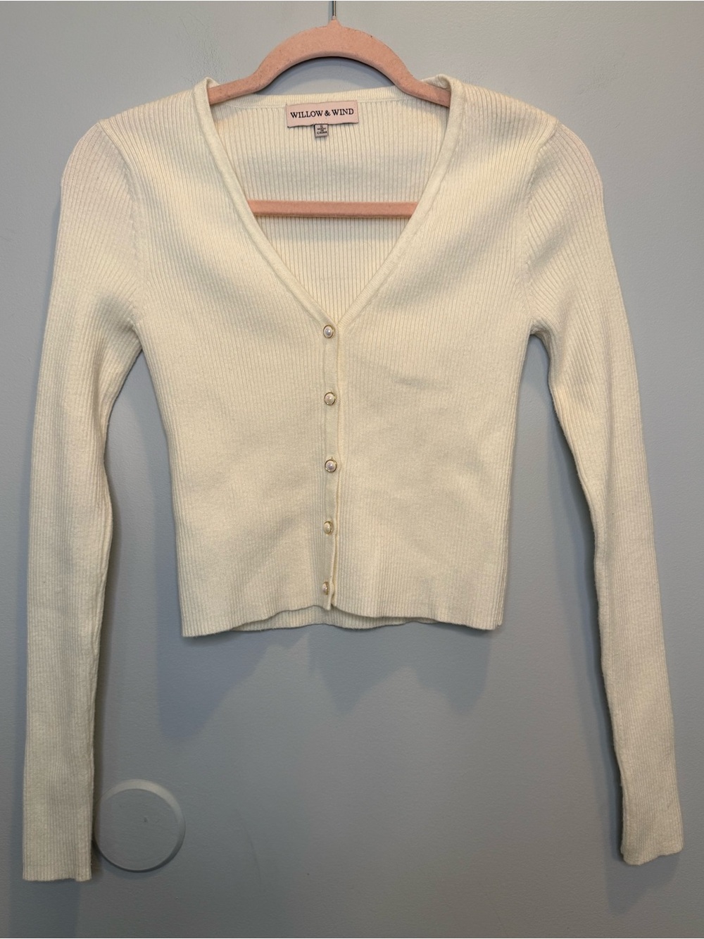 Willow & Wind Off White Cream Ribbed Cropped V-Neck Cardigan Pearl Like Buttons